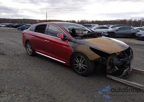 2015 Hyundai Sonata Sport 2.0T z USA, uszkodzony, nr VIN 5NPE34ABXFH081444